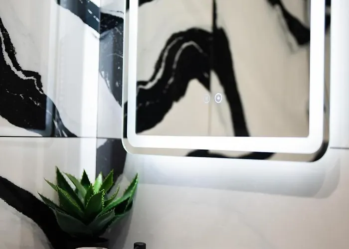 Lux 公寓 班斯科